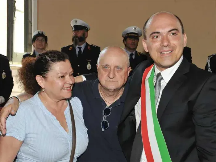 FIGLI E FIGLIASTRI, LA POLITICA AL PRIMO ROUND “ERA ORA” CHE FINISSE CORPO A CORPO CON LA GLORIO!