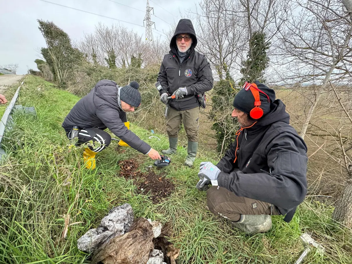 IL SINDACO: "GESTO VILE CHE OFFENDE LA NOSTRA MORALE"