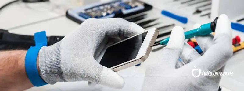 DALLA "SCATOLA NERA" DEL CELLULARE L'INCRIMINAZIONE DEI PROPRIETARI DEI CANI: COSI' LA CORSA DEI TIR SUL "148" HA COPERTO I MIASMI DEL MATTATOIO