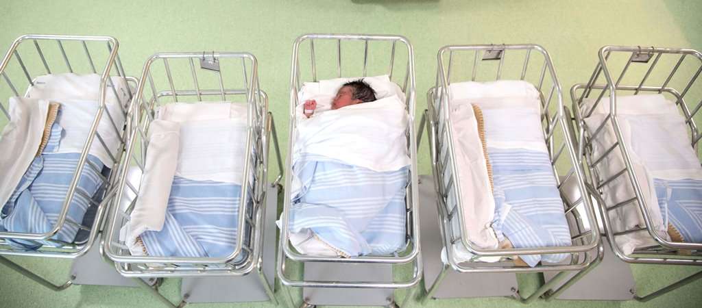 OSIMO SENZA CULLE, LA CITTA' "RESPIRA" SOLO GRAZIE AGLI STRANIERI