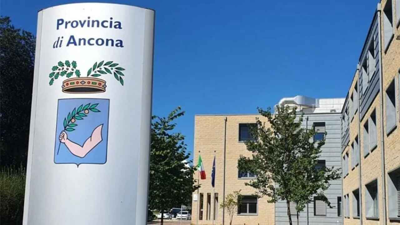 -1.824 VOTI PONDERATI, LA DESTRA MAI COSI’ VICINA ALLA PROVINCIA SINISTRA E’ ANCORA IN VANTAGGIO MA APPENA PER UN PAIO DI VOTI