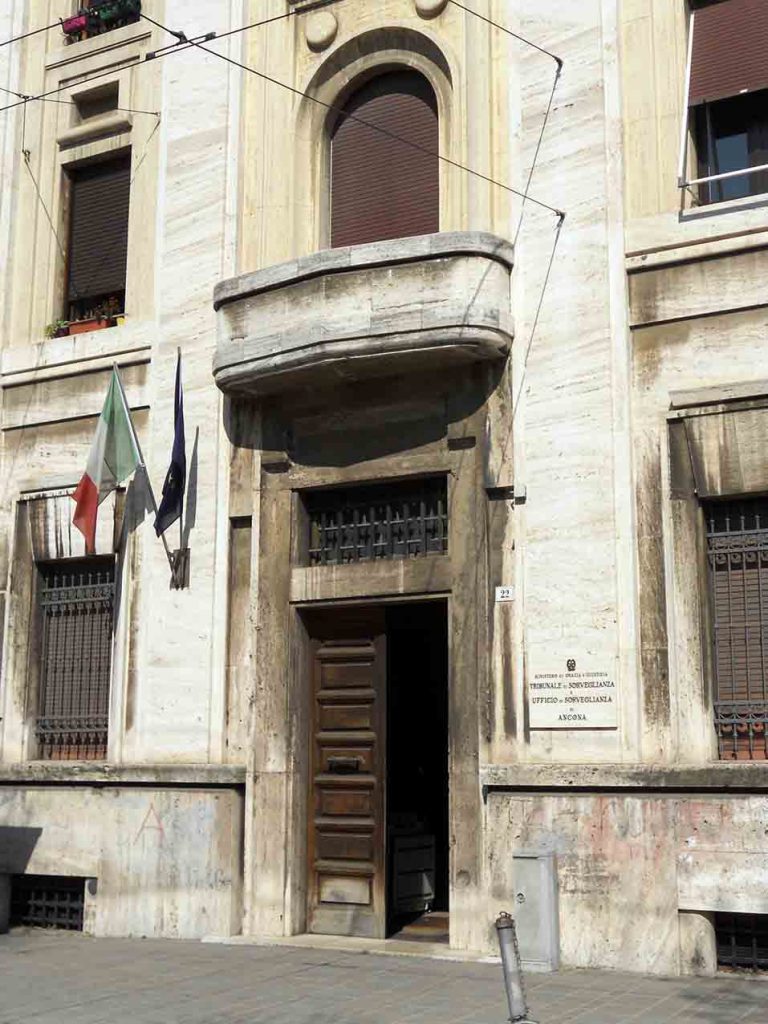 LETTERA APERTA AL PROCURATORE DELLA REPUBBLICA MONICA GARULLI E AL PRESIDENTE TRIBUNALE DI