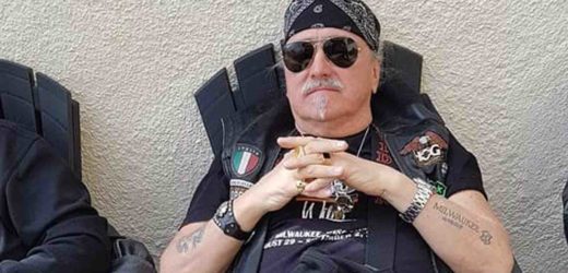 PERPÈ, TRAVOLTO DA UNA GOLF CHE NON L’HA NEANCHE VISTO! L’ULTIMO PENSIERO PER LA FAMIGLIA: “AVVERTITE I MIEI FIGLI…”