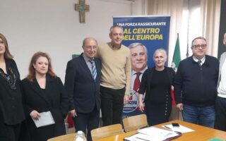 𝗣𝗨𝗥𝗘 𝗙𝗢𝗥𝗭𝗔 𝗜𝗧𝗔𝗟𝗜𝗔 𝗦𝗔𝗟𝗘 𝗦𝗨𝗟 𝗖𝗔𝗥𝗥𝗢 𝗗𝗘𝗟𝗟𝗔 𝗩𝗜𝗡𝗖𝗜𝗧𝗥𝗜𝗖𝗘 𝗠𝗜𝗖𝗛𝗘𝗟𝗔 𝗚𝗟𝗢𝗥𝗜𝗢!𝗜𝗦𝗖𝗥𝗜𝗧𝗧𝗘 𝗔 𝗠𝗔𝗥𝗭𝗢, 𝗧𝗥𝗘 𝗡𝗘𝗢 𝗙𝗢𝗥𝗭𝗜𝗦𝗧𝗘 𝗦𝗜 𝗦𝗢𝗡𝗢 𝗖𝗔𝗡𝗗𝗜𝗗𝗔𝗧𝗘 𝗖𝗢𝗡 “𝗢𝗦𝗜𝗔𝗠𝗢”