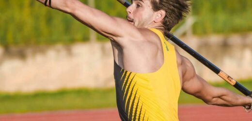 𝗔 𝗖𝗔𝗦𝗧𝗘𝗟𝗙𝗜𝗗𝗔𝗥𝗗𝗢 𝗧𝗔𝗠𝗕𝗘𝗥𝗜 𝗦𝗘𝗡𝗜𝗢𝗥 𝗔𝗥𝗥𝗘𝗦𝗧𝗔 𝗜𝗡 𝗙𝗟𝗔𝗚𝗥𝗔𝗡𝗧𝗘 𝗧𝗢𝗣𝗢 𝗗’𝗔𝗨𝗧𝗢𝗠𝗜𝗦𝗧𝗘𝗥 𝗜𝗧𝗔𝗟𝗜𝗔 𝗙𝗘𝗥𝗠𝗔 𝟱𝟬𝗘𝗡𝗡𝗘, 𝗚𝗟𝗜 𝗔𝗩𝗘𝗩𝗔 𝗔𝗣𝗣𝗘𝗡𝗔 𝗥𝗨𝗕𝗔𝗧𝗢 𝗜𝗟 𝗕𝗔𝗡𝗖𝗢𝗠𝗔𝗧