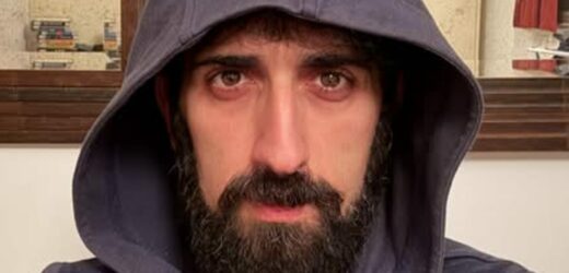 𝗟𝗔 𝗙𝗜𝗦𝗦𝗔 𝗦𝗨𝗜 𝗩𝗔𝗖𝗖𝗜𝗡𝗜, 𝗜𝗟 𝗦𝗔𝗡𝗧𝗢𝗡𝗘 𝗜𝗡 𝗙𝗨𝗚𝗔… 𝗣𝗢𝗦𝗧𝗔 𝗢𝗚𝗡𝗜 𝗚𝗜𝗢𝗥𝗡𝗢 𝗦𝗨 𝗙𝗕!𝗟𝗔𝗧𝗜𝗧𝗔𝗡𝗧𝗘 𝗗𝗔𝗟 𝟭𝟱 𝗦𝗘𝗧𝗧𝗘𝗠𝗕𝗥𝗘, 𝗡𝗢𝗡 𝗣𝗘𝗥 𝗟𝗔 𝗥𝗘𝗧𝗘 𝗘 𝗣𝗘𝗥 “𝗖𝗛𝗜 𝗟’𝗛𝗔 𝗩𝗜𝗦𝗧𝗢?”