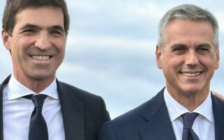 𝗕𝗨𝗚𝗔𝗥𝗢 𝗣𝗢𝗡𝗘 𝗟𝗔𝗧𝗜𝗡𝗜 𝗘 𝗜 𝗖𝗜𝗩𝗜𝗖𝗜 𝗜𝗡 𝗖𝗜𝗠𝗔 𝗔𝗟𝗟𝗔 𝗟𝗜𝗦𝗧𝗔 𝗗𝗜 𝗣𝗥𝗢𝗦𝗖𝗥𝗜𝗭𝗜𝗢𝗡𝗘“𝗜𝗟 𝟮𝟬𝟯𝟬? 𝗠𝗘𝗚𝗟𝗜𝗢 𝗜𝗟 𝗕𝗜𝗦 𝗗𝗘𝗟𝗟𝗔 𝗚𝗟𝗢𝗥𝗜𝗢 𝗖𝗛𝗘 𝗨𝗡𝗔 𝗟𝗜𝗡𝗘𝗔 𝗨𝗡𝗜𝗧𝗔𝗥𝗜𝗔…”