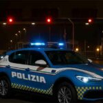 𝗙𝗜𝗨𝗧𝗢 𝗘 𝗖𝗢𝗟𝗣𝗢 𝗗’𝗢𝗖𝗖𝗛𝗜𝗢, 𝗣𝗢𝗟𝗜𝗭𝗜𝗢𝗧𝗧𝗢 𝗩𝗜𝗡𝗖𝗘𝗡𝗧𝗘 𝗦𝗨 𝗗𝗨𝗘 𝗣𝗨𝗦𝗛𝗘𝗥 𝗥𝗨𝗠𝗘𝗡𝗜𝟱 𝗖𝗛𝗜𝗟𝗜 𝗗𝗜 𝗛𝗔𝗦𝗛𝗜𝗦𝗛 𝗡𝗔𝗦𝗖𝗢𝗦𝗧𝗜 𝗜𝗡 𝗨𝗡 𝗠𝗜𝗡𝗜 𝗙𝗥𝗜𝗚𝗢 𝗧𝗥𝗔𝗦𝗣𝗢𝗥𝗧𝗔𝗧𝗢 𝗜𝗡 𝗔𝗨𝗧𝗢!