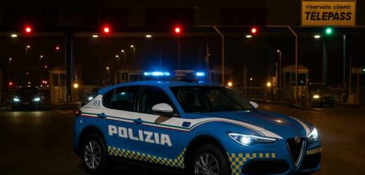 𝗙𝗜𝗨𝗧𝗢 𝗘 𝗖𝗢𝗟𝗣𝗢 𝗗’𝗢𝗖𝗖𝗛𝗜𝗢, 𝗣𝗢𝗟𝗜𝗭𝗜𝗢𝗧𝗧𝗢 𝗩𝗜𝗡𝗖𝗘𝗡𝗧𝗘 𝗦𝗨 𝗗𝗨𝗘 𝗣𝗨𝗦𝗛𝗘𝗥 𝗥𝗨𝗠𝗘𝗡𝗜𝟱 𝗖𝗛𝗜𝗟𝗜 𝗗𝗜 𝗛𝗔𝗦𝗛𝗜𝗦𝗛 𝗡𝗔𝗦𝗖𝗢𝗦𝗧𝗜 𝗜𝗡 𝗨𝗡 𝗠𝗜𝗡𝗜 𝗙𝗥𝗜𝗚𝗢 𝗧𝗥𝗔𝗦𝗣𝗢𝗥𝗧𝗔𝗧𝗢 𝗜𝗡 𝗔𝗨𝗧𝗢!