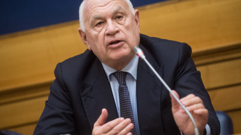 𝗥𝗘𝗙𝗘𝗥𝗘𝗡𝗗𝗨𝗠 𝗖𝗢𝗡𝗙𝗘𝗥𝗠𝗔𝗧𝗜𝗩𝗢 𝗚𝗜𝗨𝗦𝗧𝗜𝗭𝗜𝗔: 𝟱𝟵 𝗦𝗨 𝟭𝟬𝟬 𝗣𝗥𝗘𝗠𝗜𝗔𝗡𝗢 𝗥𝗜𝗙𝗢𝗥𝗠𝗔𝗖𝗢𝗟 𝟰𝟱% 𝗗𝗘𝗜 𝗩𝗢𝗧𝗔𝗡𝗧𝗜, 𝗜𝗟 𝗙𝗥𝗢𝗡𝗧𝗘 𝗗𝗘𝗟 𝗡𝗢 𝗦𝗜 𝗙𝗘𝗥𝗠𝗘𝗥𝗘𝗕𝗕𝗘 𝗔 𝗤𝗨𝗢𝗧𝗔 𝟰𝟭