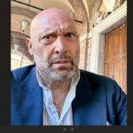 𝐏𝐑𝐎𝐕𝐀𝐍𝐎 𝐀 “𝐁𝐑𝐔𝐂𝐈𝐀𝐑𝐄” 𝐏𝐀𝐎𝐋𝐎𝐑𝐎𝐒𝐒𝐈𝐌𝐀 𝐋𝐀 𝐏𝐄𝐂𝐎𝐑𝐀 𝐍𝐄𝐑𝐀 𝐍𝐎𝐍 𝐒𝐈 𝐅𝐄𝐑𝐌𝐀:“𝐒𝐀𝐑𝐎’ 𝐃𝐄𝐋𝐋𝐀 𝐏𝐀𝐑𝐓𝐈𝐓𝐀”